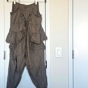 Zara light cargo pant (top included)